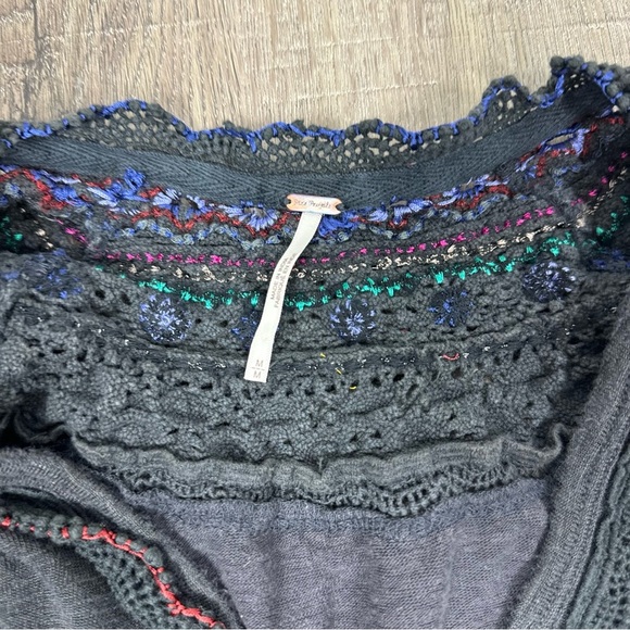 Free People Siesta Fiesta Embroidered Crochet Top Long Sleeve Boho Medium Gray - Picture 6 of 7